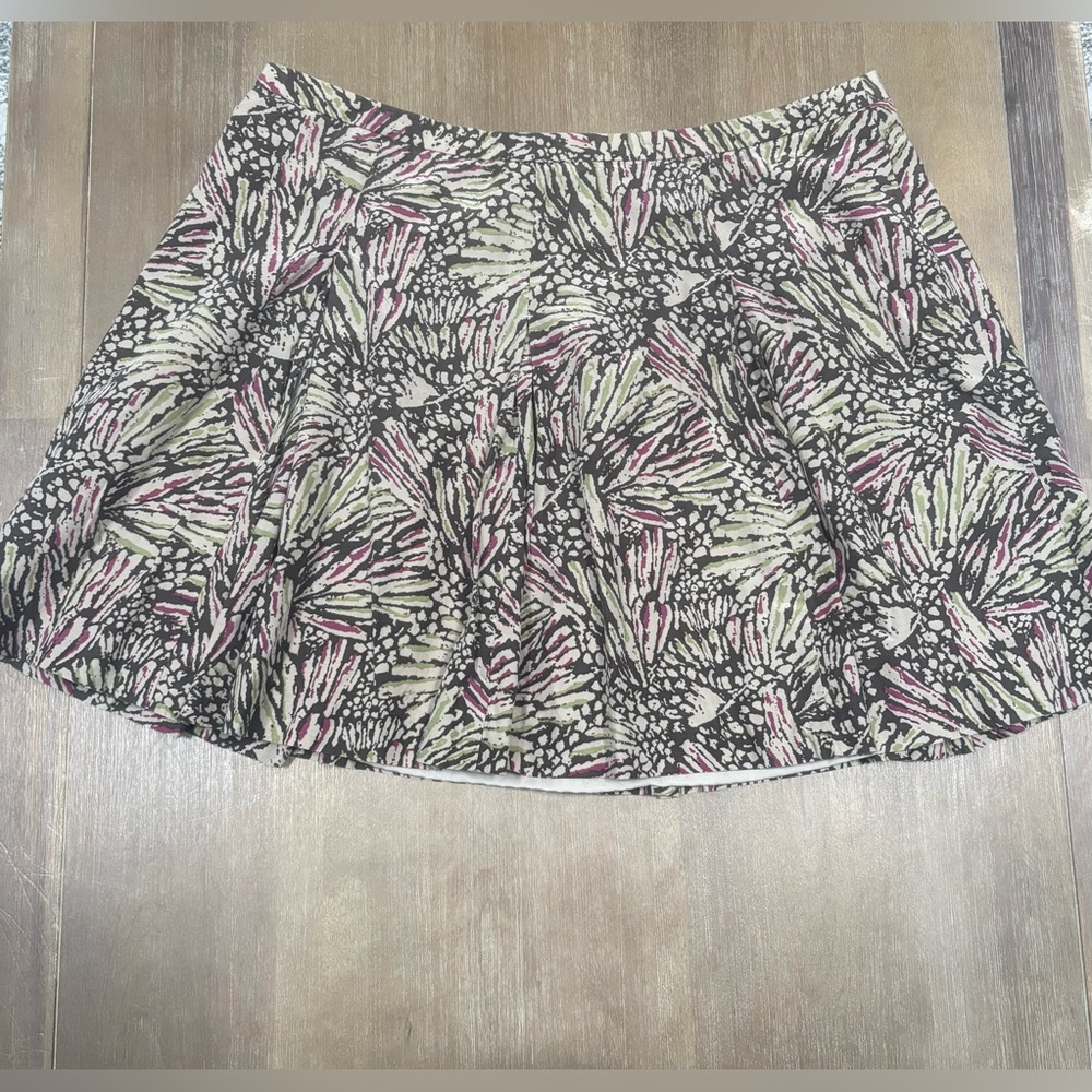 Kenneth Cole Green and Cream Patterned Skater Skirt